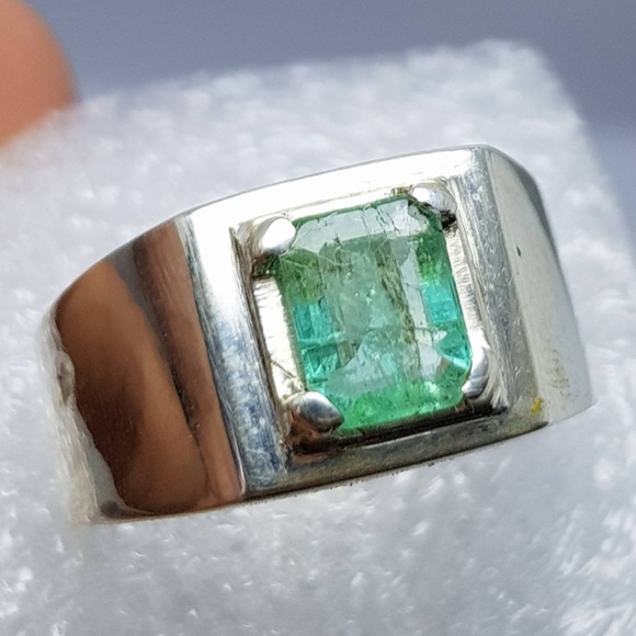 Real emerald stone rings for men RingsWear emerald